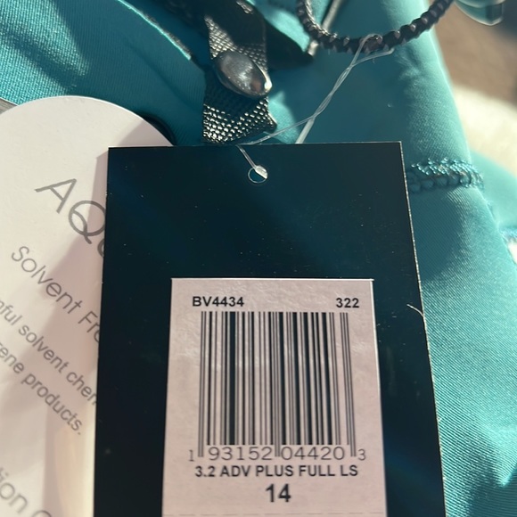 Hurley wetsuit - Picture 11 of 14